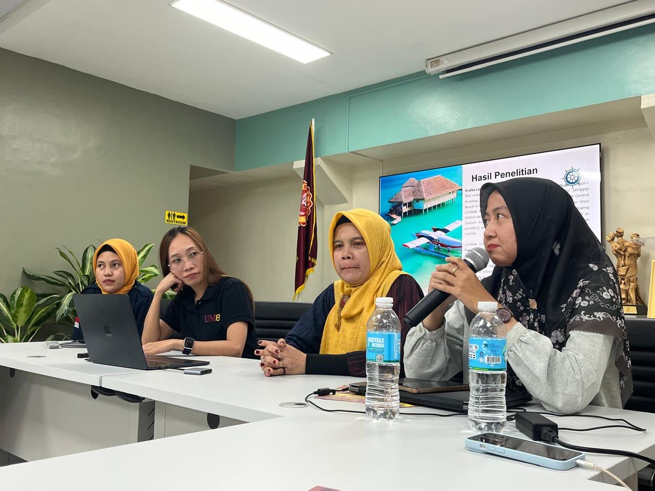 Riset Kolaborasi Internasional: Jurusan Pariwisata Syariah FEBI UIN Siber Cirebon dan UM Digos College Filipina Bedah Masa Depan Pariwisata Halal Berkelanjutan.